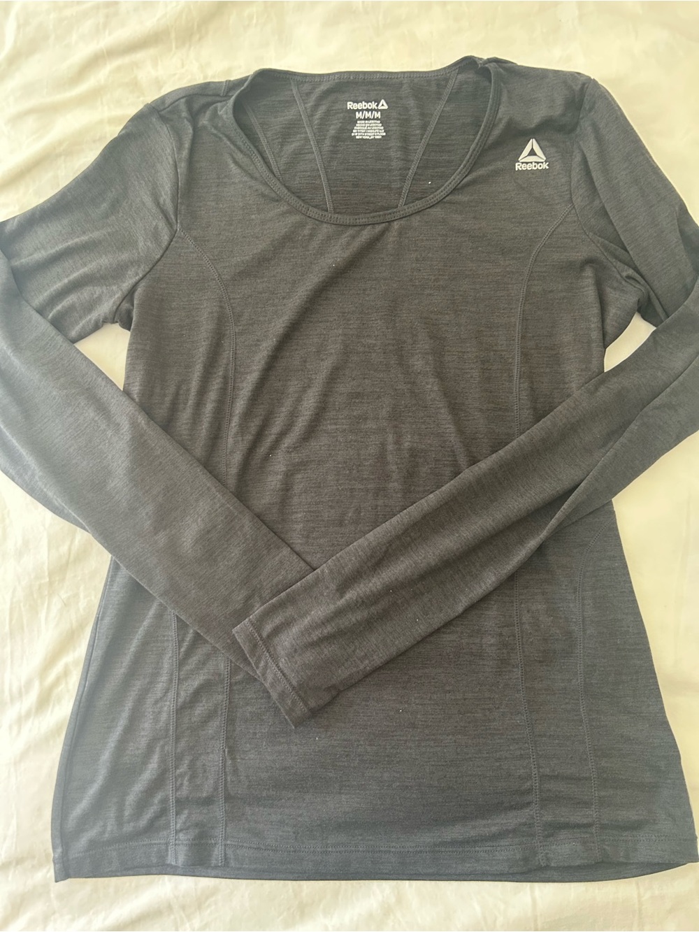 Reebok Longsleeve Exercise Shirt Activewear Women’s Dark Gray Medium